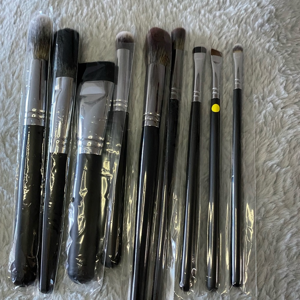 Brushes set